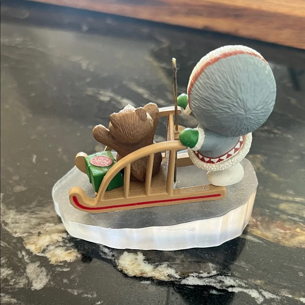 Vintage 1989 Hallmark Holiday Ornament Frosty Friends #10